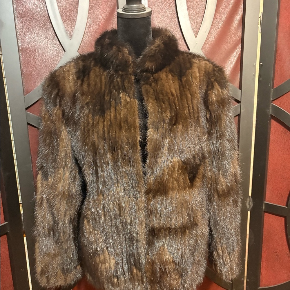 Vintage Saga Mink “Guarantee of Quality” genuine mink fur jacket